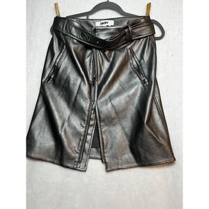 Leather Look Zipper Adorned DKNY Silver‎ Gray Platinum Short Skirt  Size 10